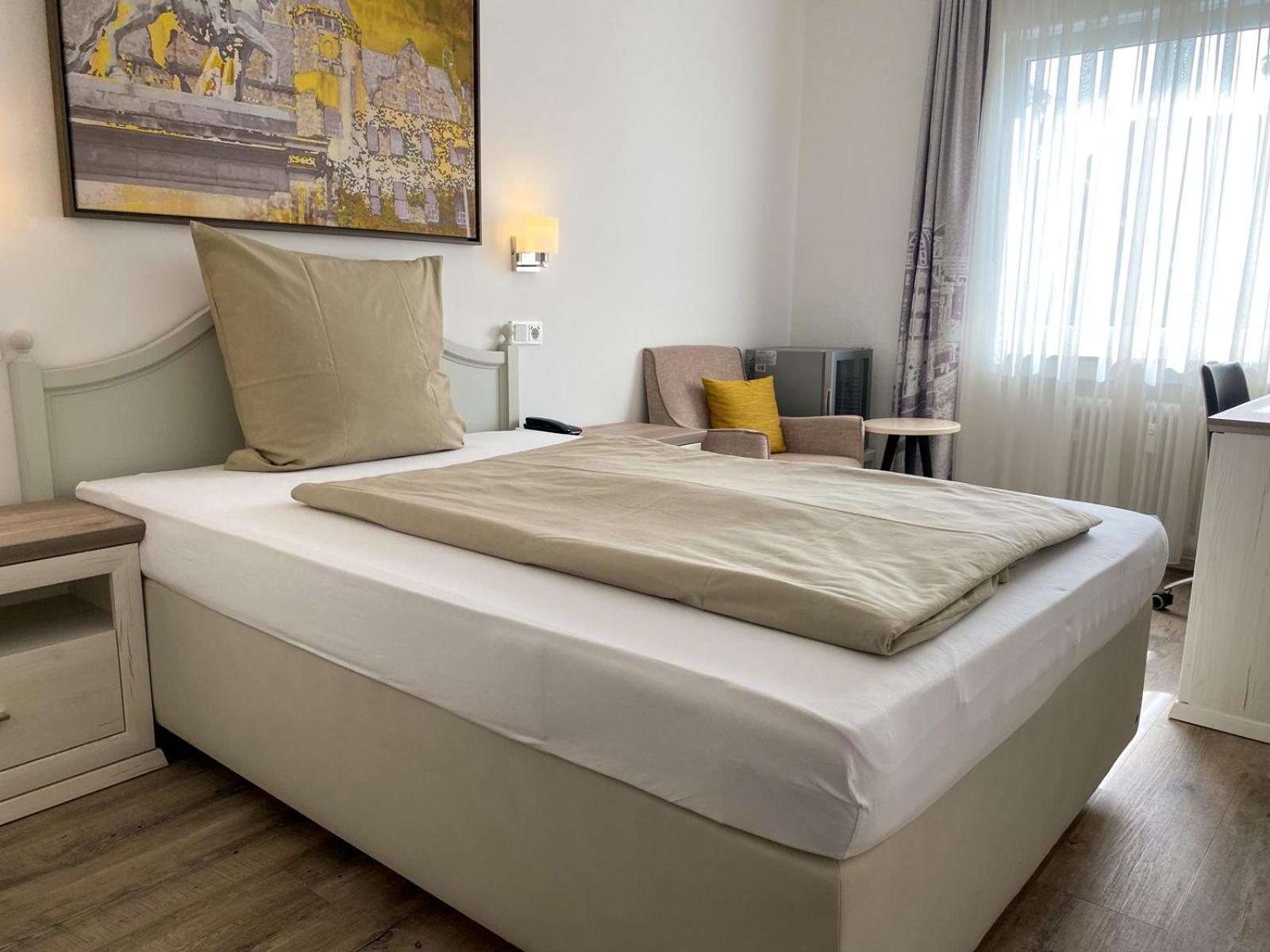 Hotel Angerland Garni Ratingen Esterno foto