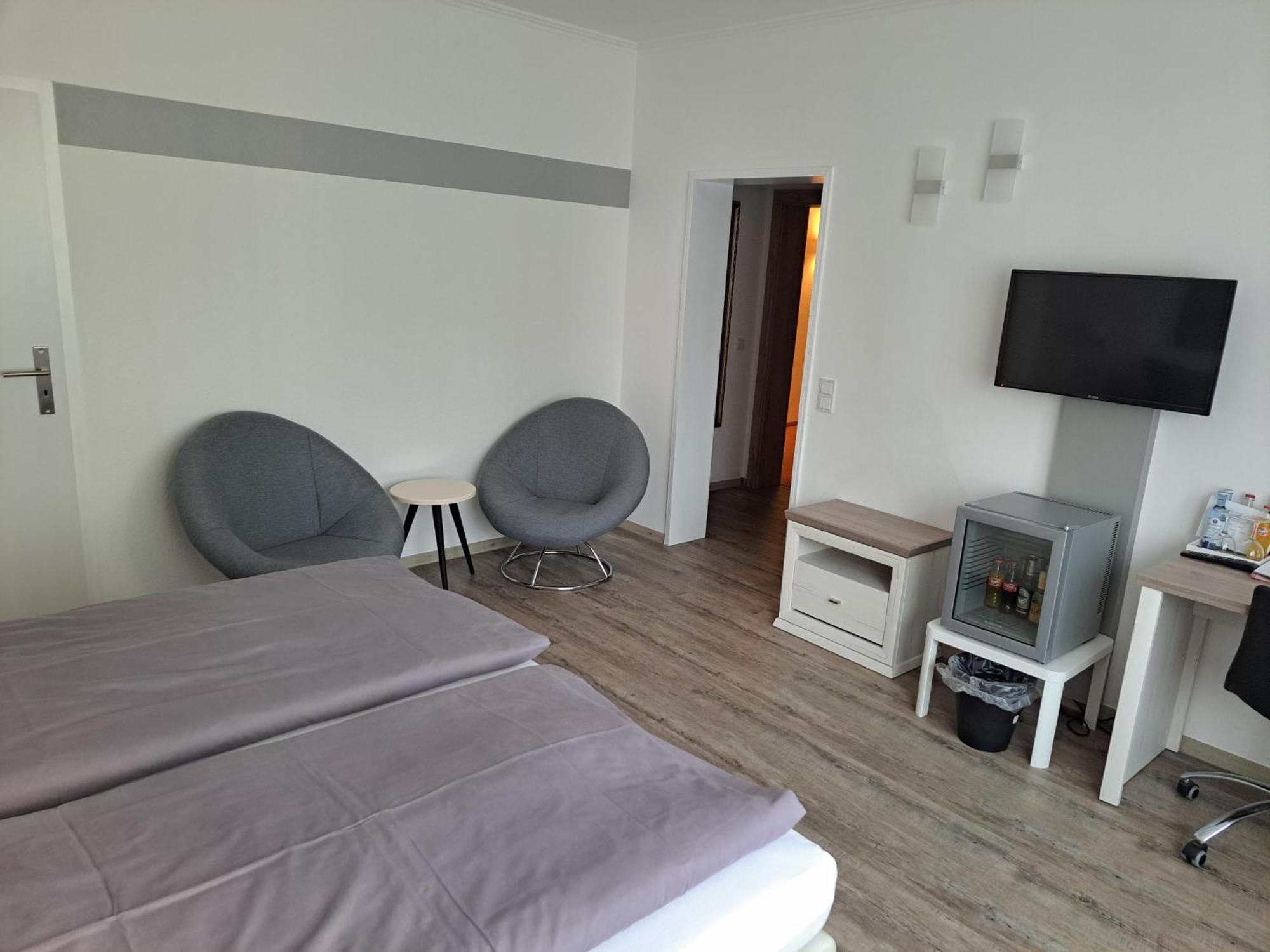 Hotel Angerland Garni Ratingen Esterno foto