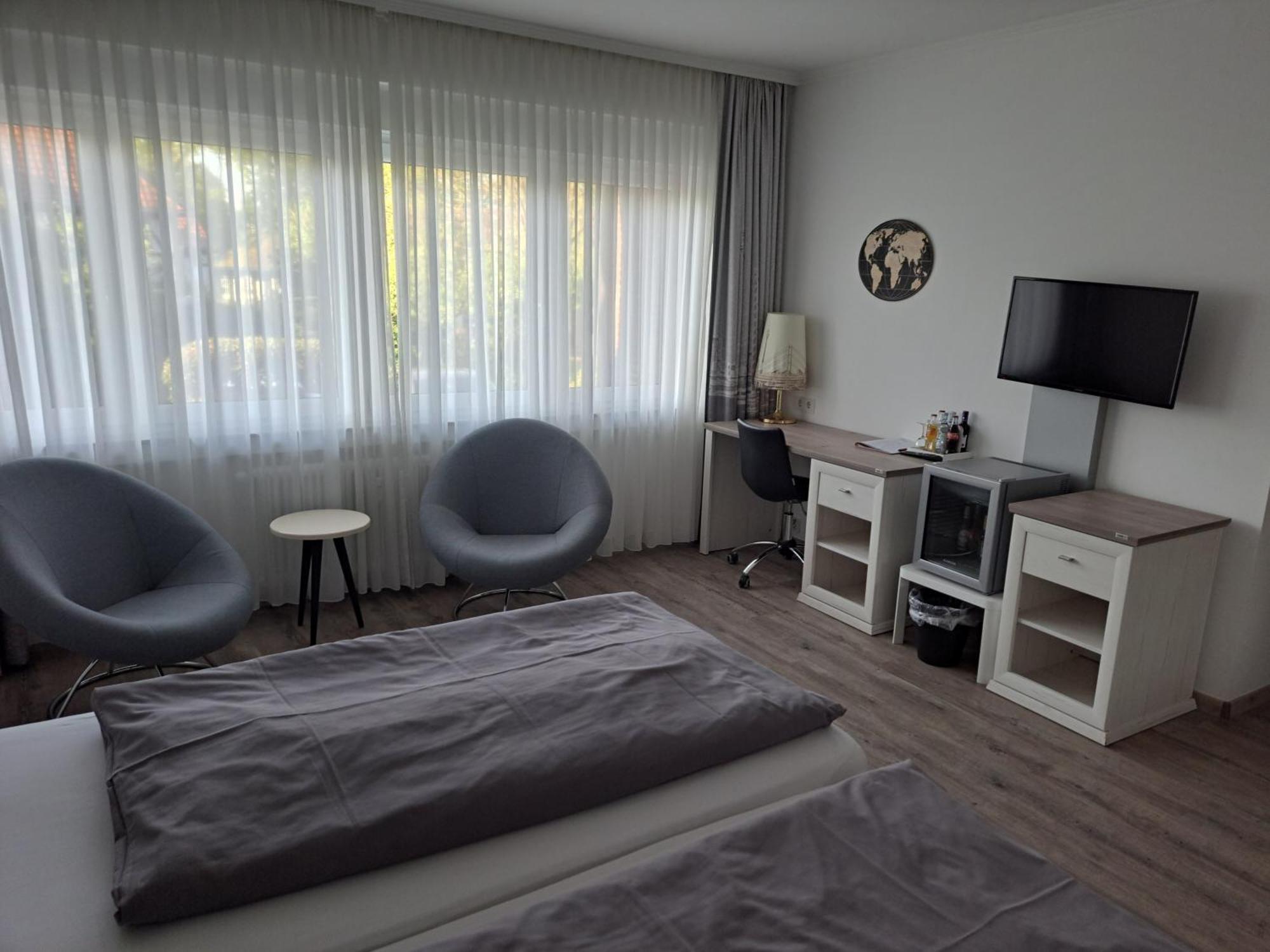 Hotel Angerland Garni Ratingen Esterno foto